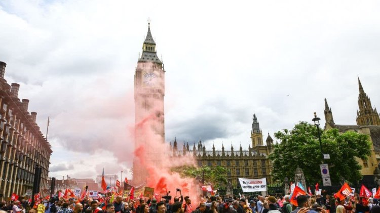 Support For Labour Has Collapsed Among Teachers, Union Poll Shows