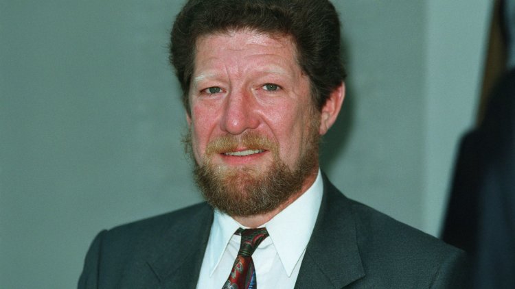 'When he spoke, people listened': tribute to Colin Pickthall