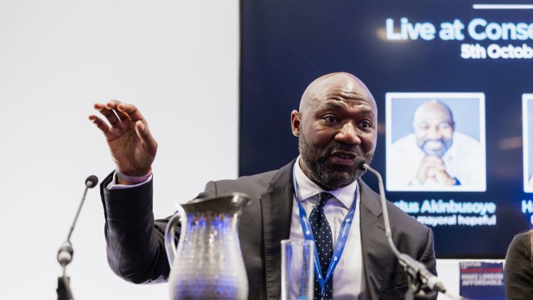 Tory London Mayoral Hopeful Wants To Ban Loudspeaker Calls And Music On The Tube