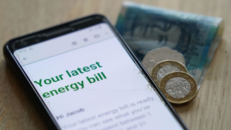 PM Says Government Plans To Remove Standing Charges From Energy Bills
