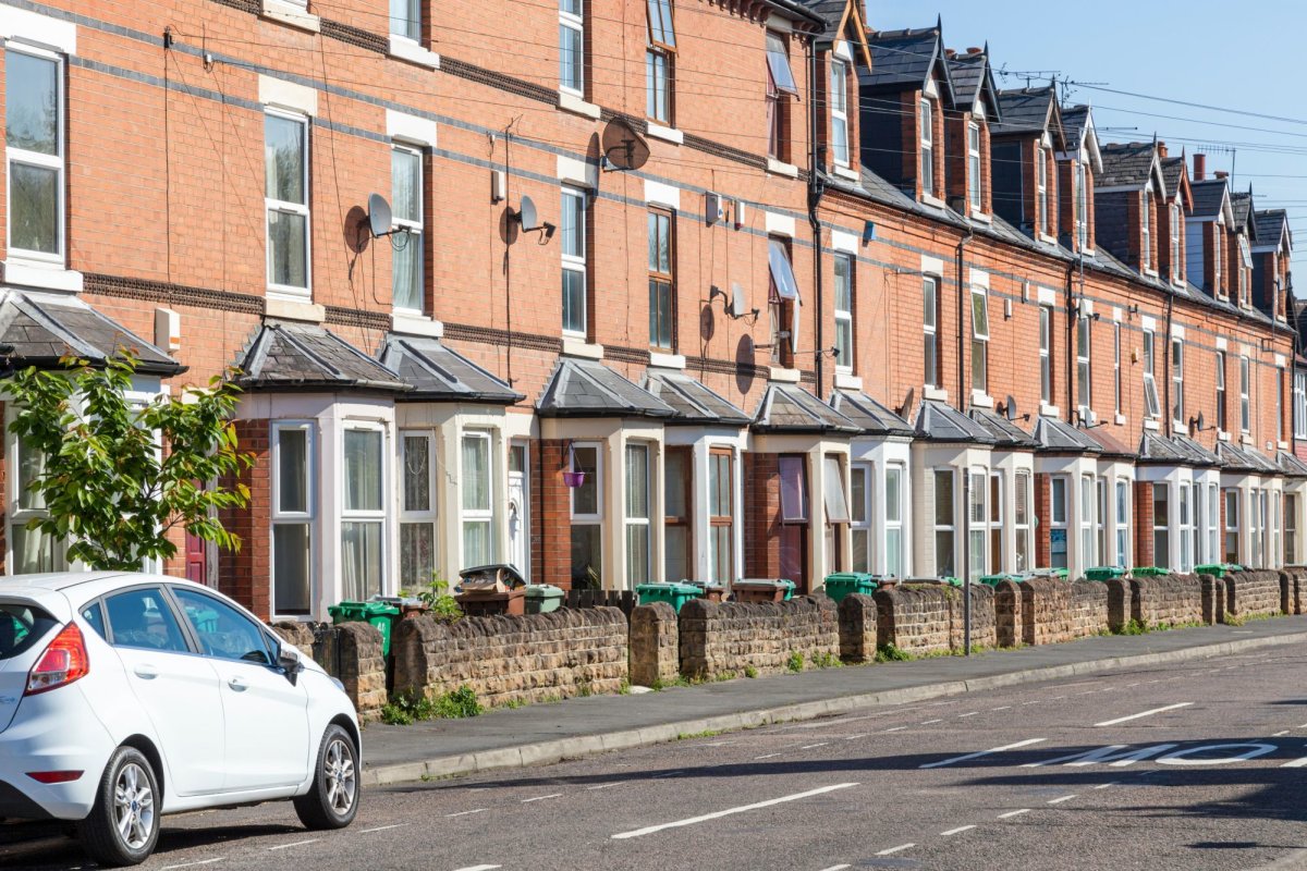 Introducing a nationwide rent freeze would hit struggling households