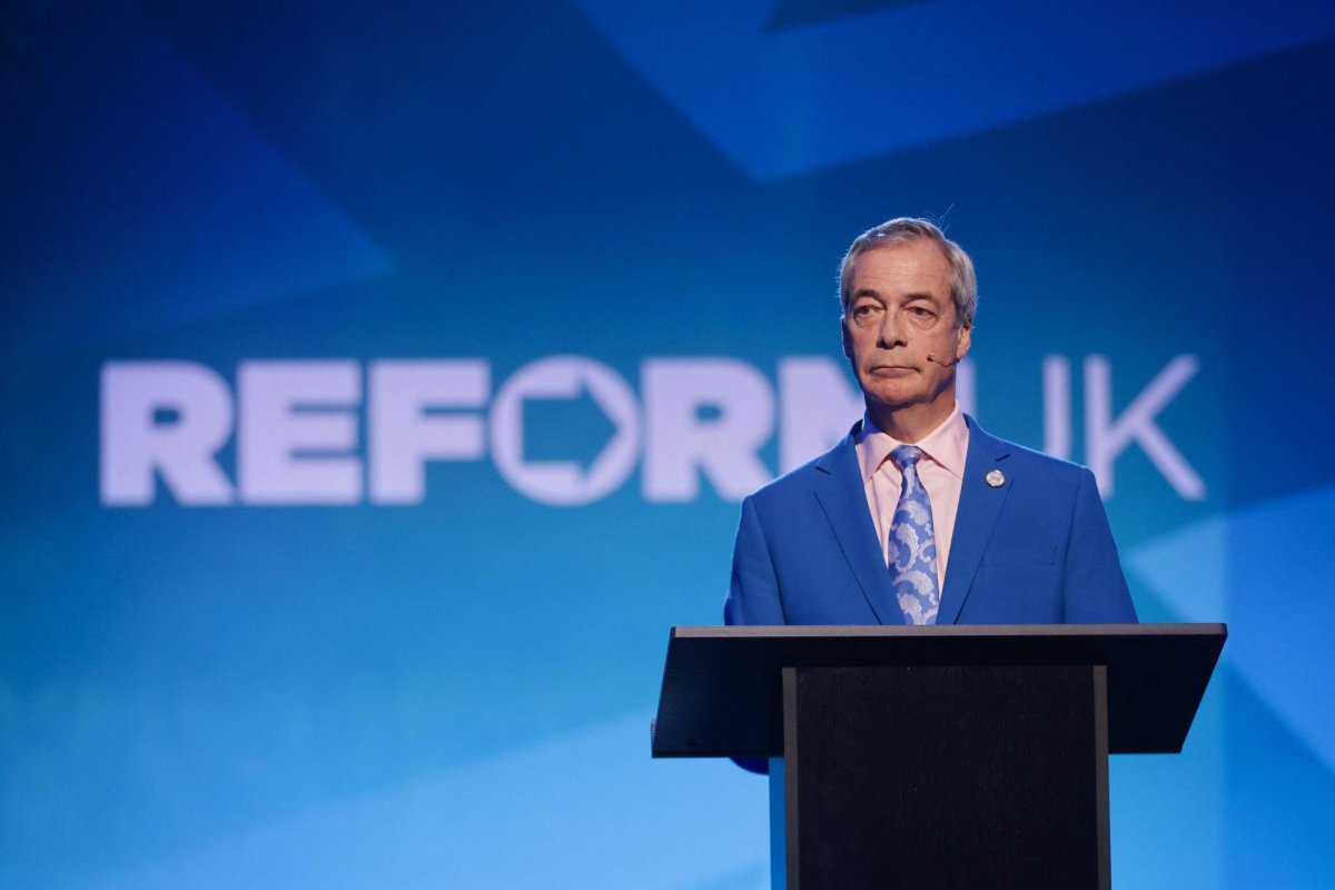 Farage Under Fire as Reform UK's Foreign Policy Lacks Clarity