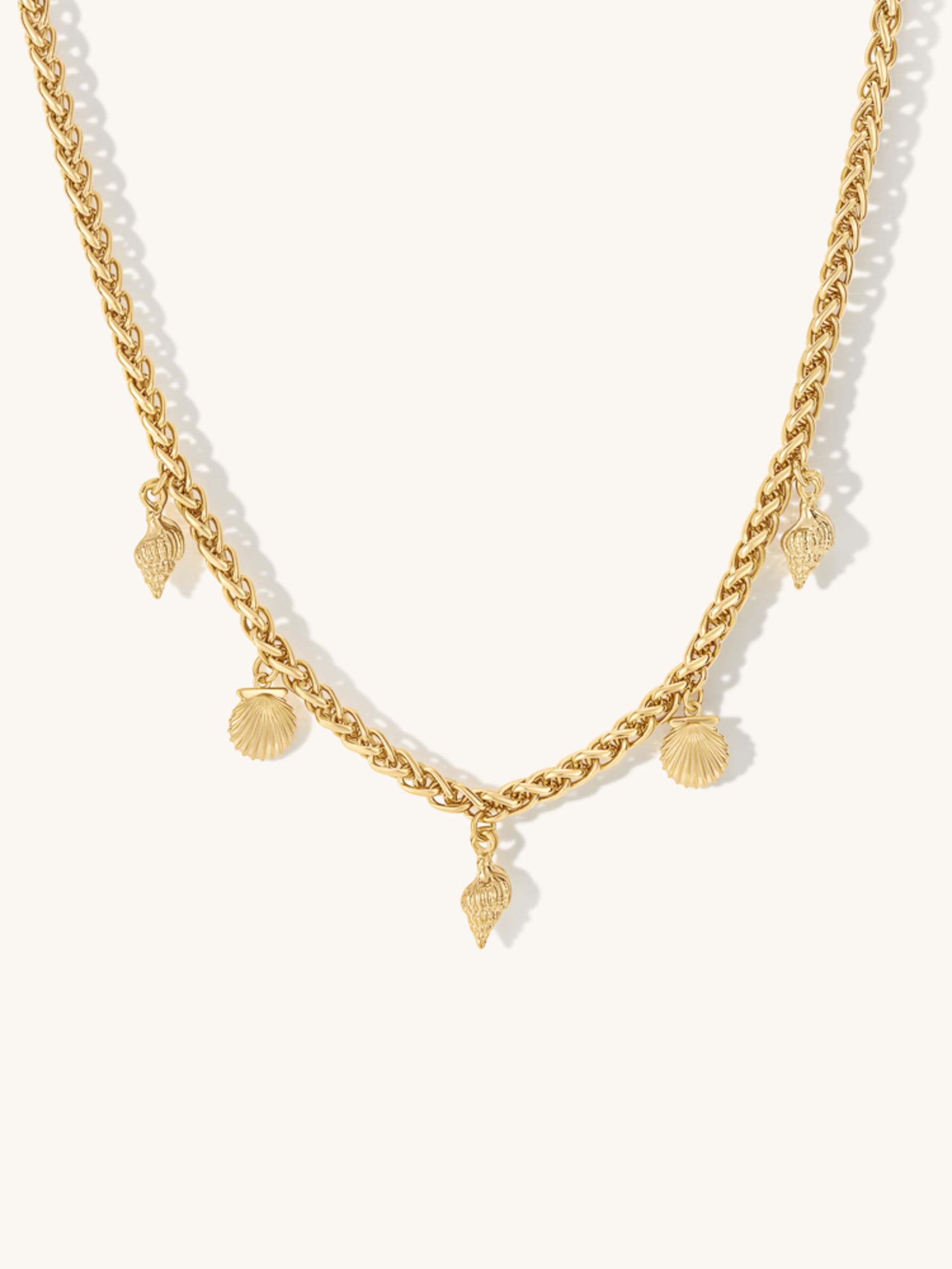 Jewellery set photography