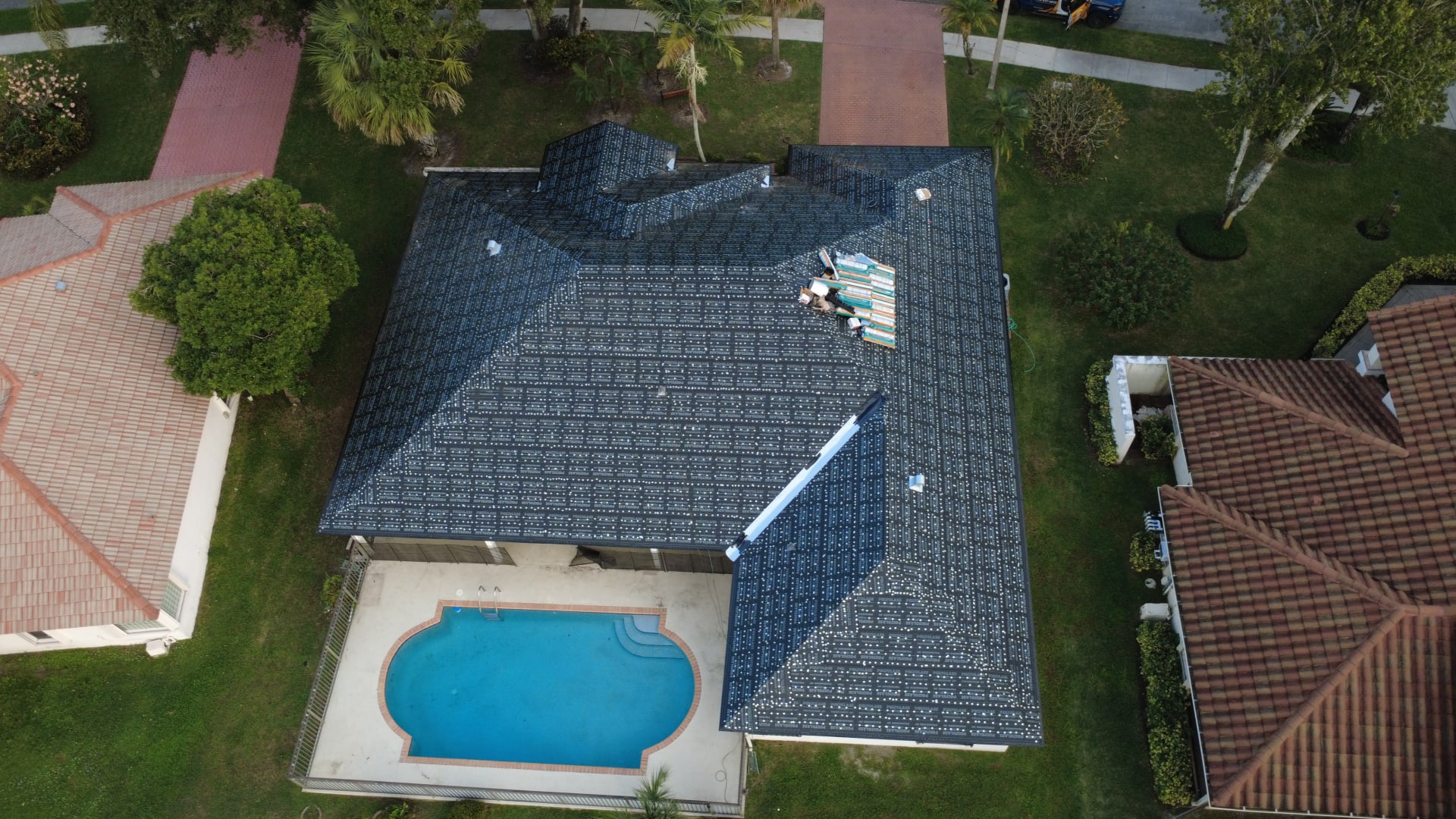 Lionz Roofing crew in Delray Beach