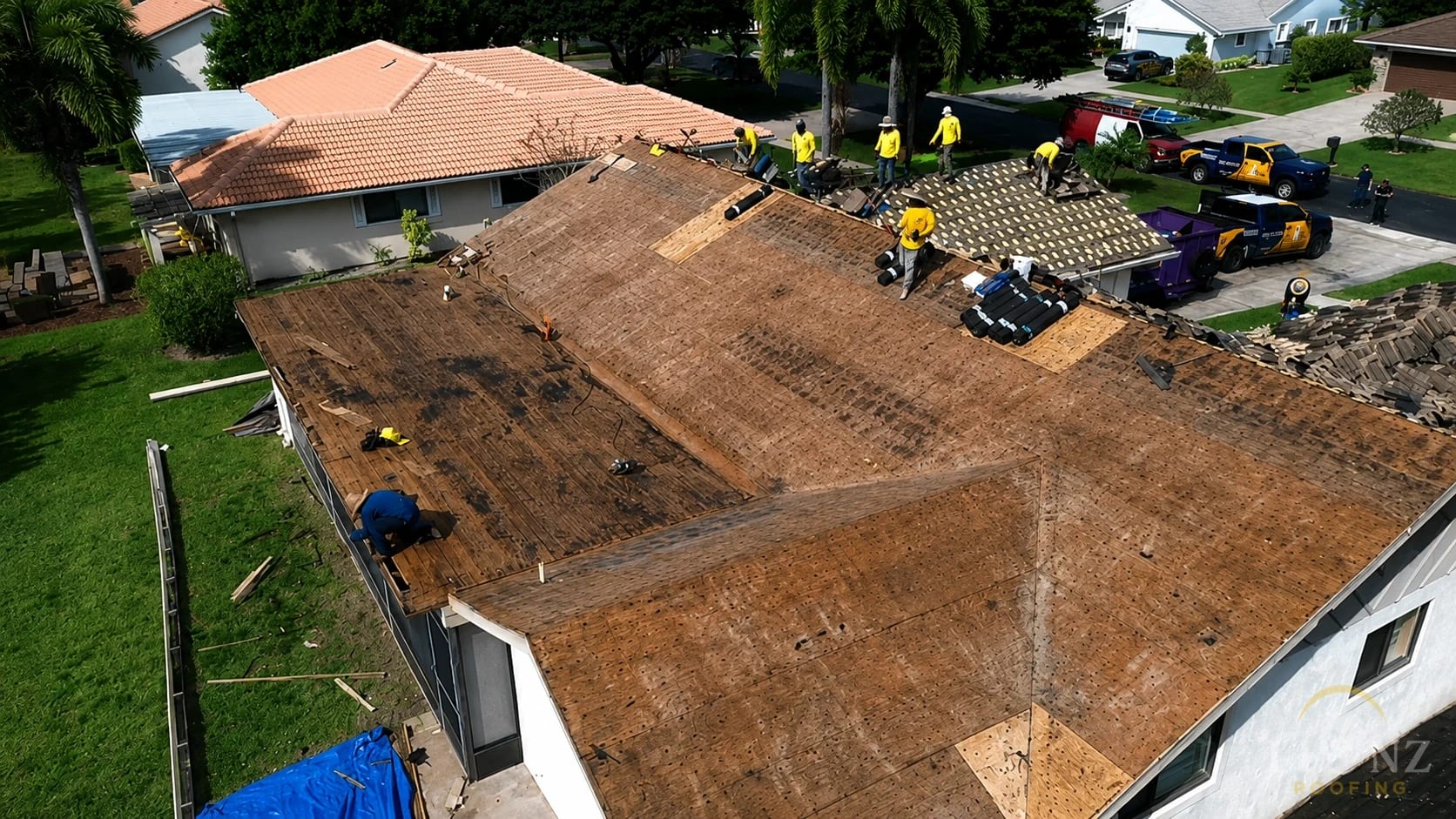 Lionz Roofing crew in Lighthouse Point