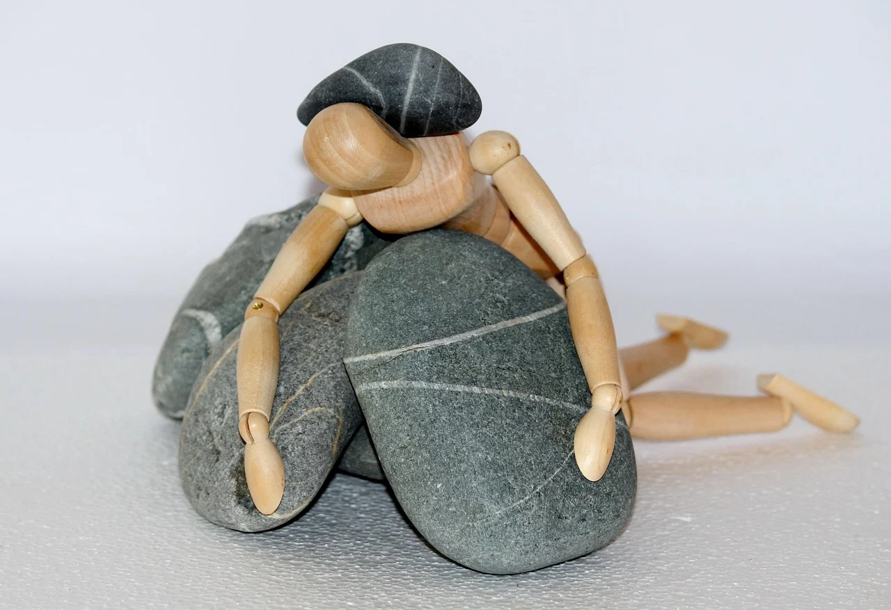 Understanding Chronic Illness: How Art Therapy Supports Symptom Management