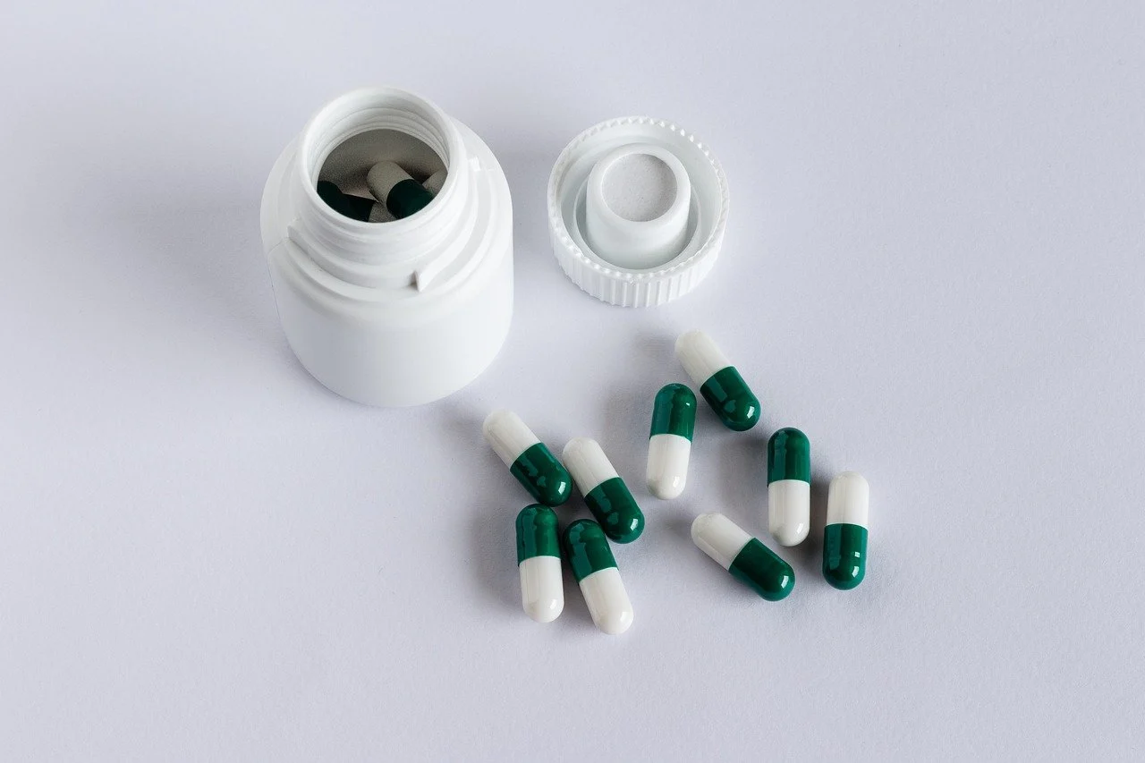 Understanding SNRIs: Benefits, Side Effects, and Key Differences from SSRIs