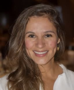 Andreia de Miranda Hollenstein