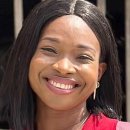 Nihinlola Olowe