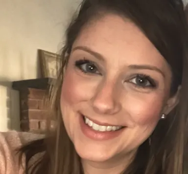 Laura Manderino-Martins