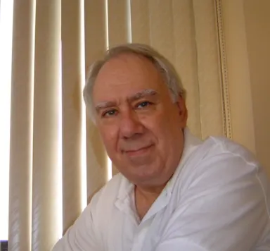 Dr Graham L Peveller  Phd