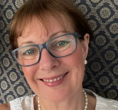 Louise Morrow