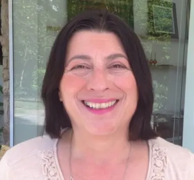 Katina Kostoulas