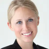 CourtneyHamlinproviding services inHermosa Beach