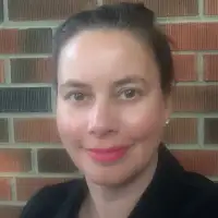 TaraKoblitzproviding services inToronto