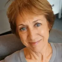 JanO'Mahonyproviding services inLondon