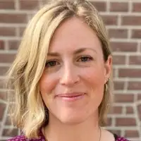 NaomiGibsonproviding services inAmsterdam