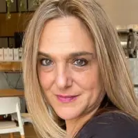 RobynRosinproviding services inJohannesburg