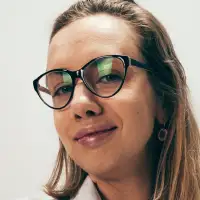 TanyaGreenproviding services inCoimbra