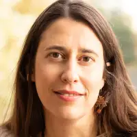 StefanieSchweigerproviding services inBerlin