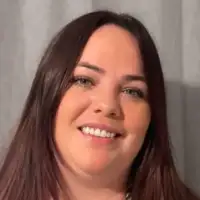 SarahWesoffproviding services inBurbank