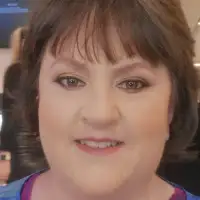 CaitríonaNic Éinríproviding services inDublin