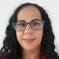 YoanyLopez Hernandezproviding services inMiami