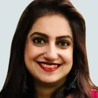 FaizaHaqueproviding services inHouston