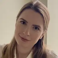 PolinaMaksimovaproviding services inMoscow