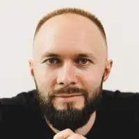 OleksiiTkachenkoproviding services inKyiv