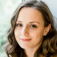 AdelinaRotaruproviding services inBucharest