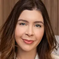 AliceAbadiproviding services inAmsterdam