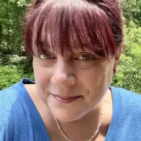 AmberHammontreeproviding services inCanton