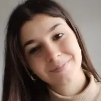 PaulaPignatelliproviding services inBuenos Aires