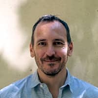 Portrait of Stephen Radley, a qualified Counsellor specializing in art therapy and mental health services in Bangkok, Thailand.