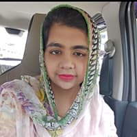 Portrait of Miss Saeed, a clinical psychologist from Islamabad, providing mental health services in English and Hindi/Urdu.