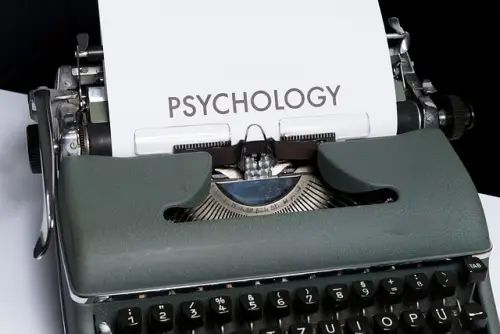 Article image for Clinical vs. Counselling Psychology: What’s the Difference?