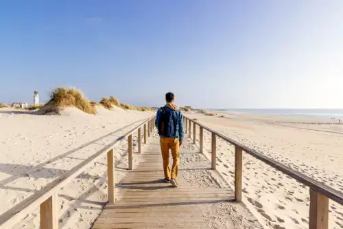 Article image for Importance of Letting Go of the Past and Embracing the Future