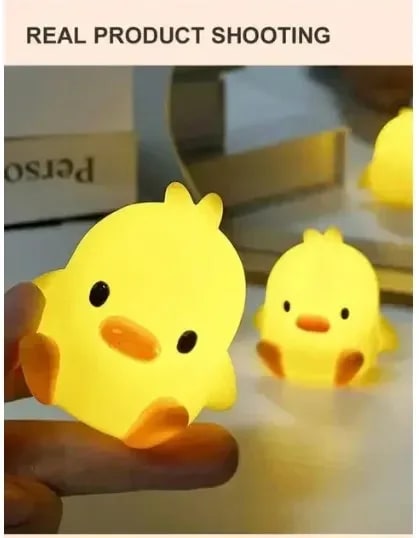 Pato Luminoso TinySteps: Luz Noturna LED Decorativa Infantil para Quarto de Bebê - Presente de Natal 7