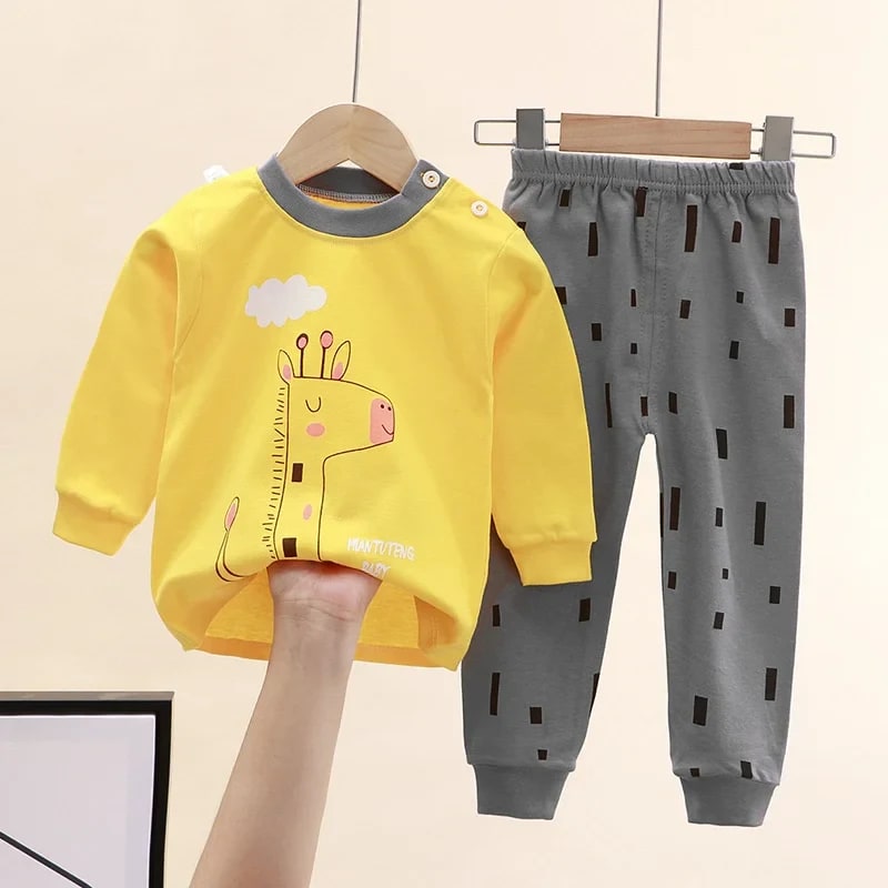 Pijama Infantil Estampado Unissex TinySteps: Conforto e Diversão para Sonhos de 0 a 8 Anos 2