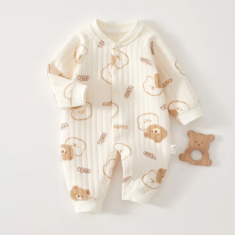 Macacão Bebê TinySteps Ursinho de Algodão Grosso: Conforto e Fofura para Inverno Aconchegante 8