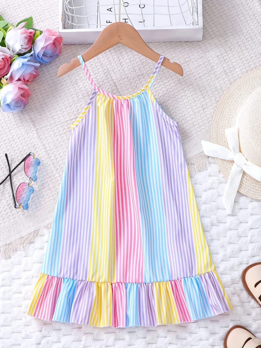 Vestido Infantil Listrado Colorido TinySteps: Conforto e Alegria para Férias de Verão e Praia 2