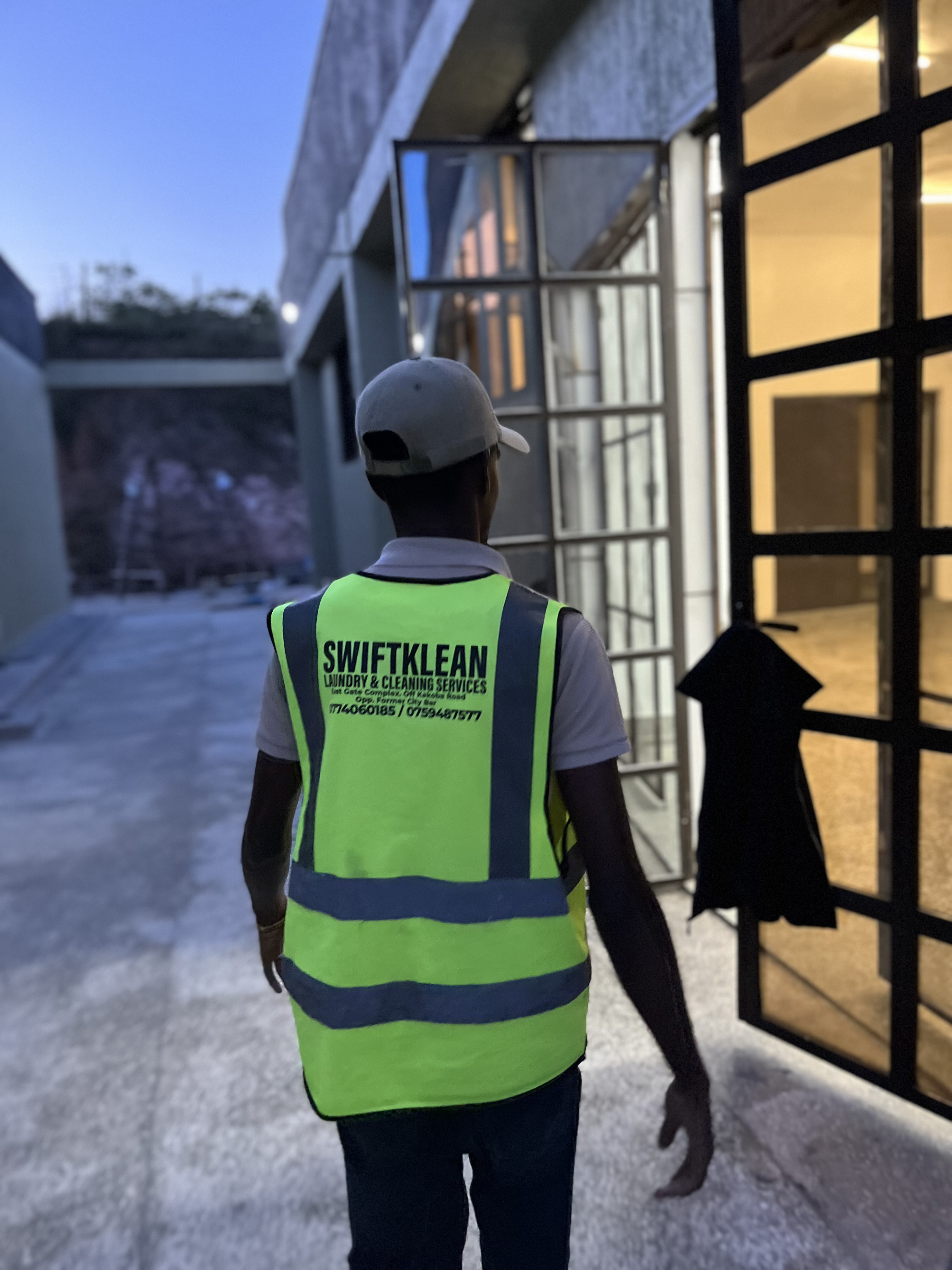 SwiftKlean team at work