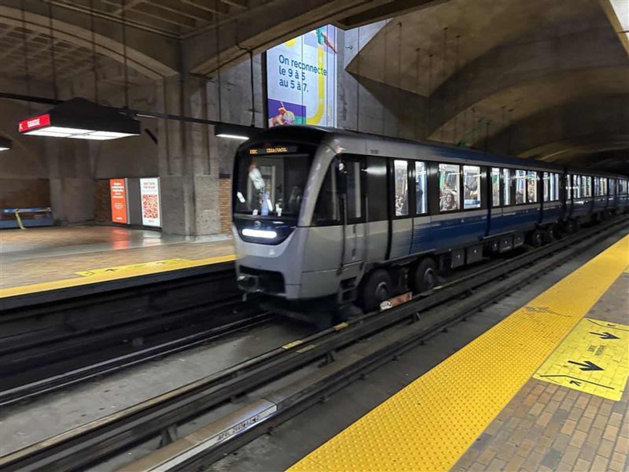 Renting Near Public Transport in Montréal