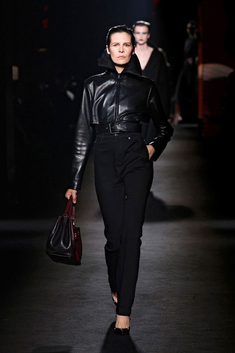 Look 9