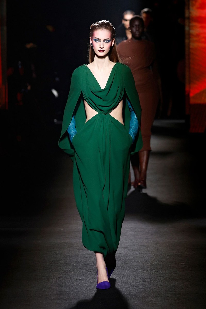 Look 27