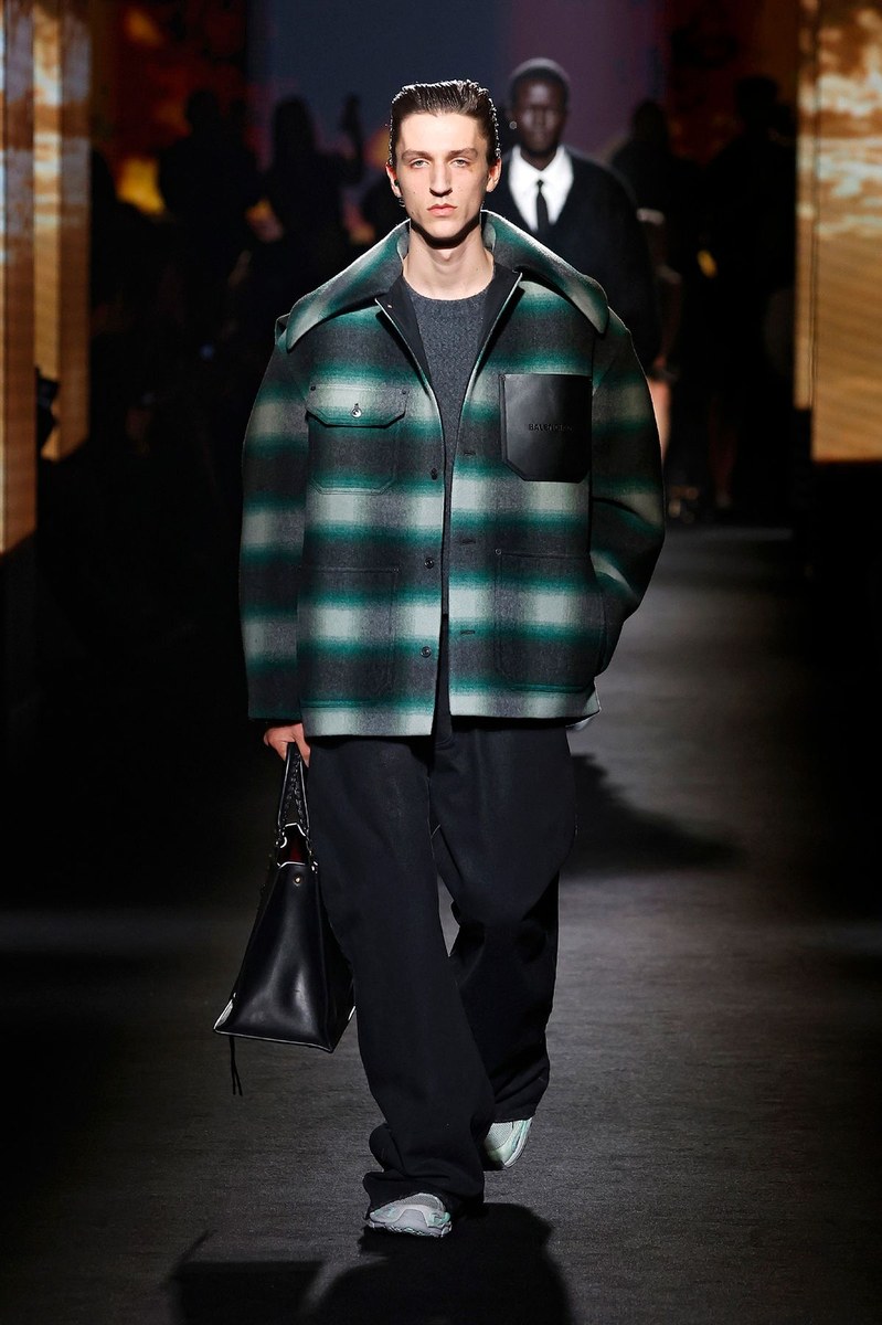 Look 29