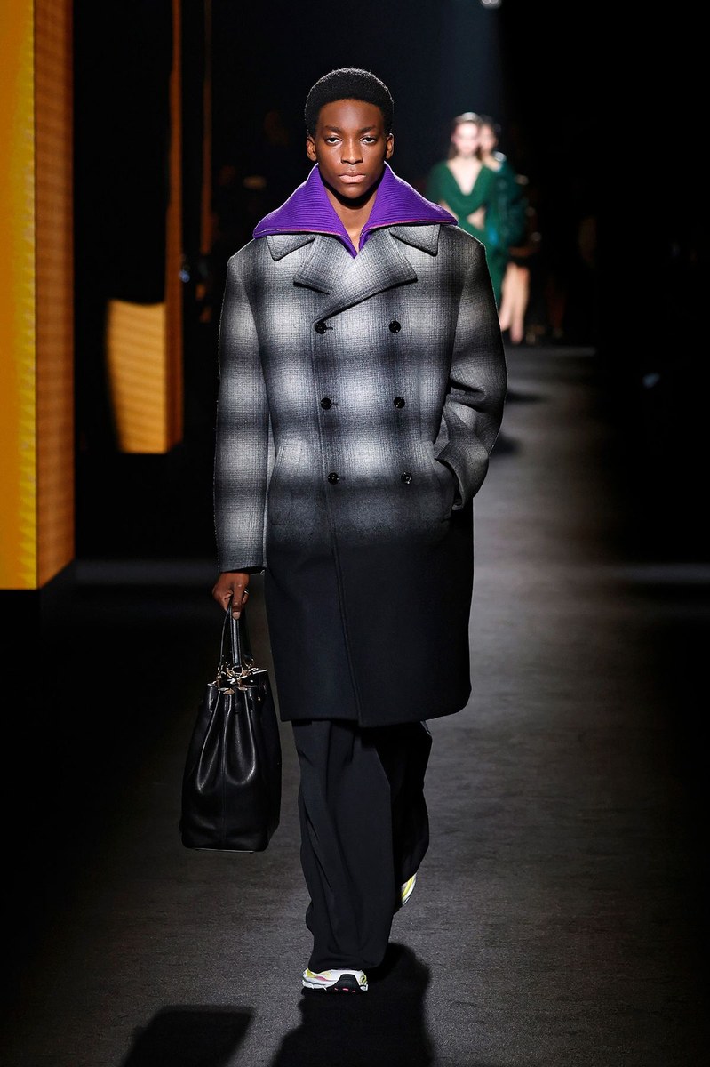 Look 33