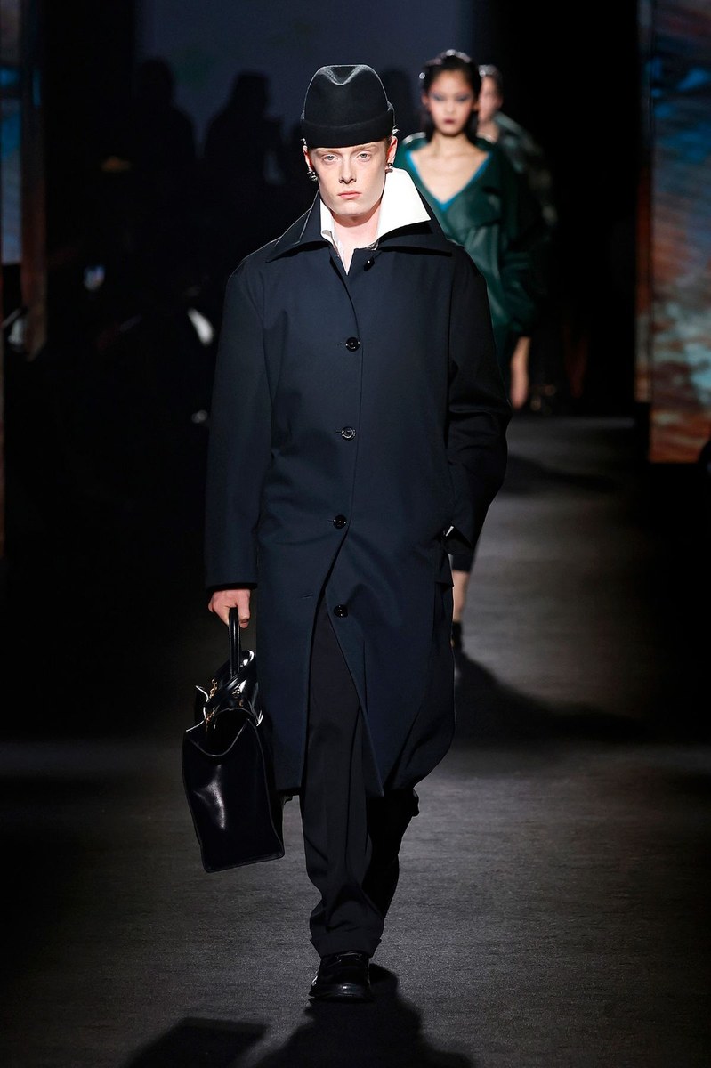 Look 34