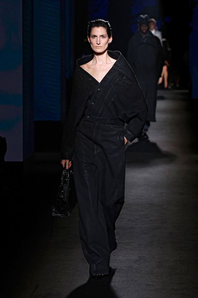 Look 43